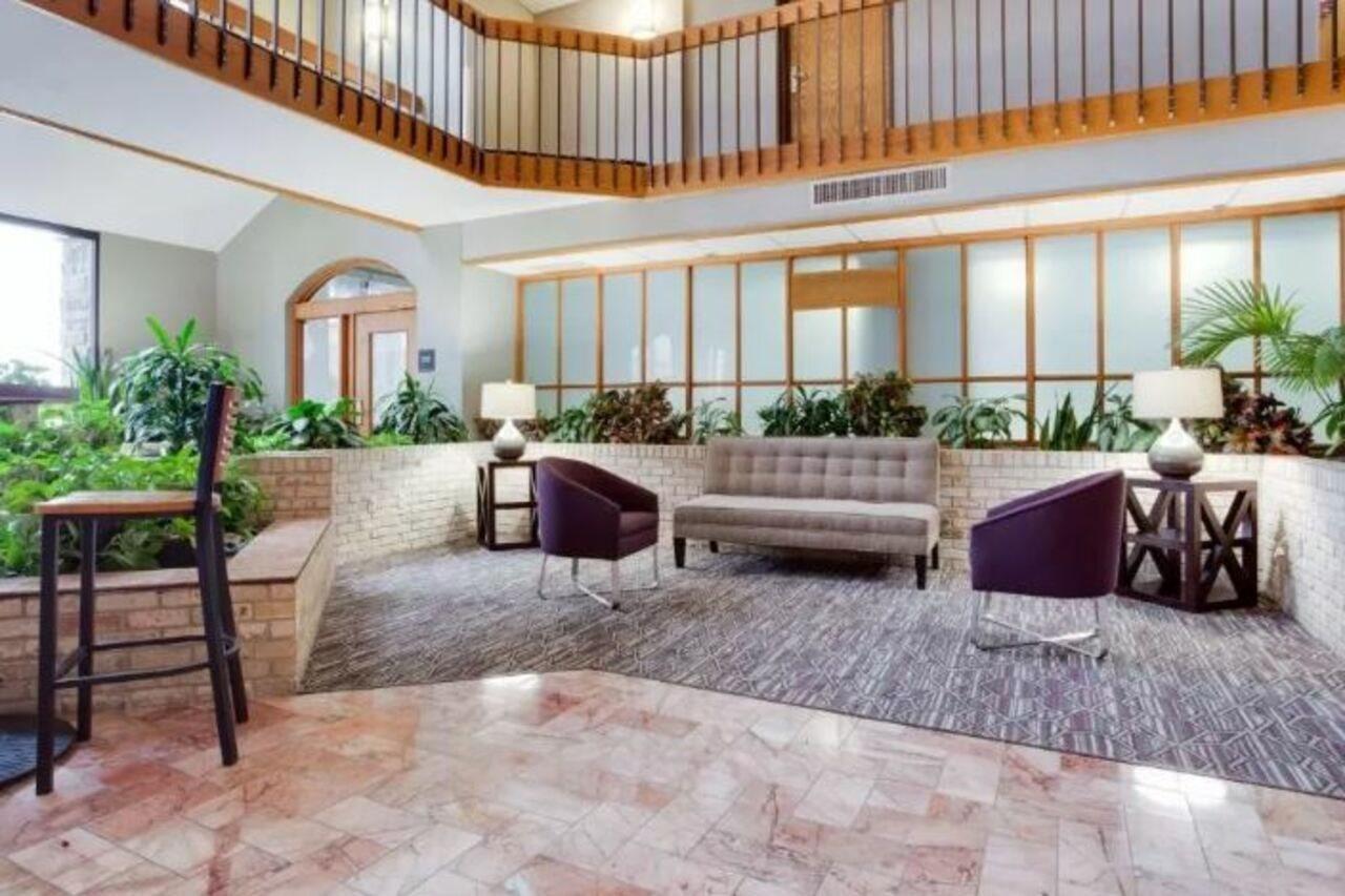 Drury Plaza Hotel San Antonio Airport المظهر الخارجي الصورة