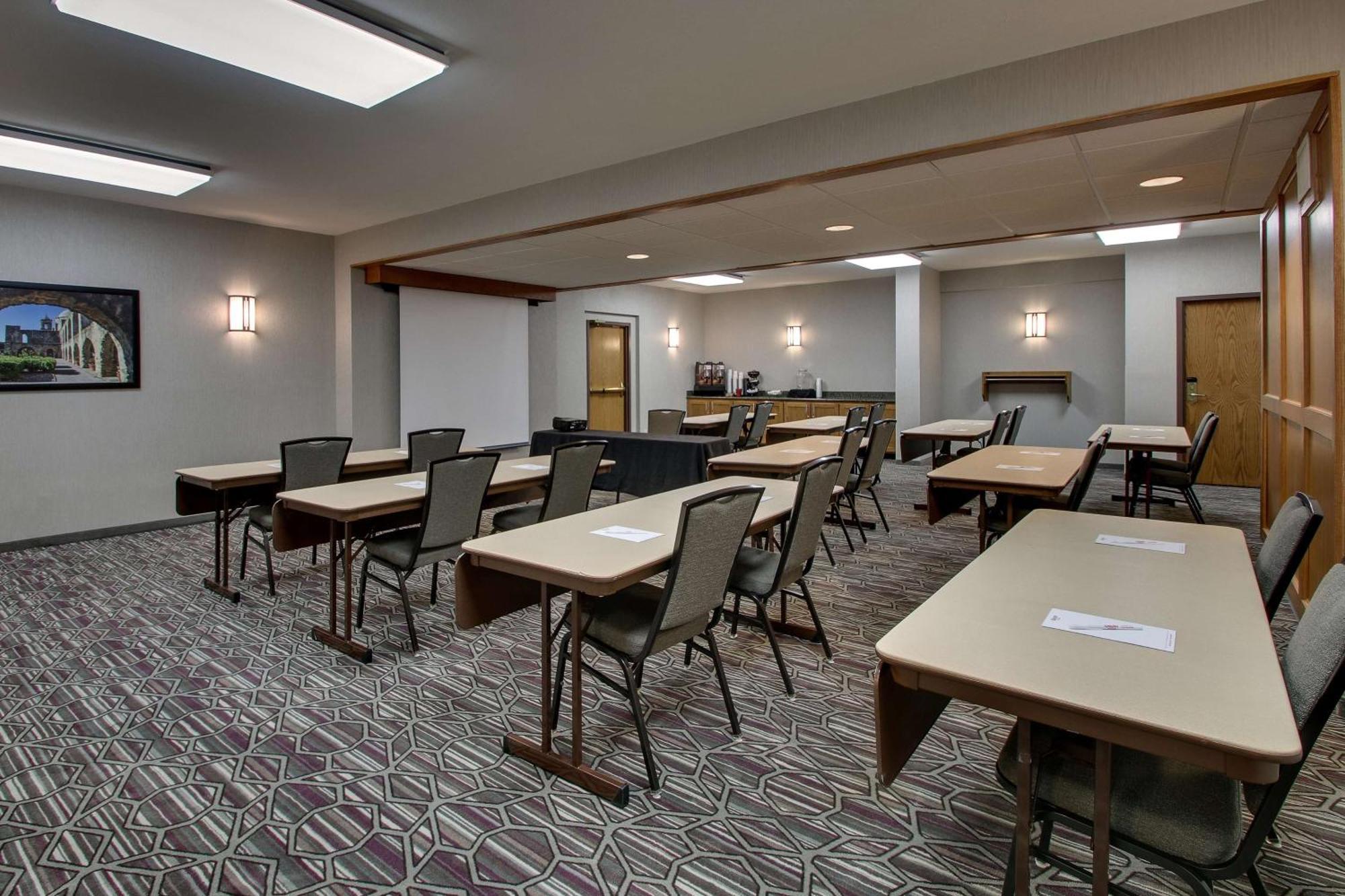 Drury Plaza Hotel San Antonio Airport المظهر الخارجي الصورة