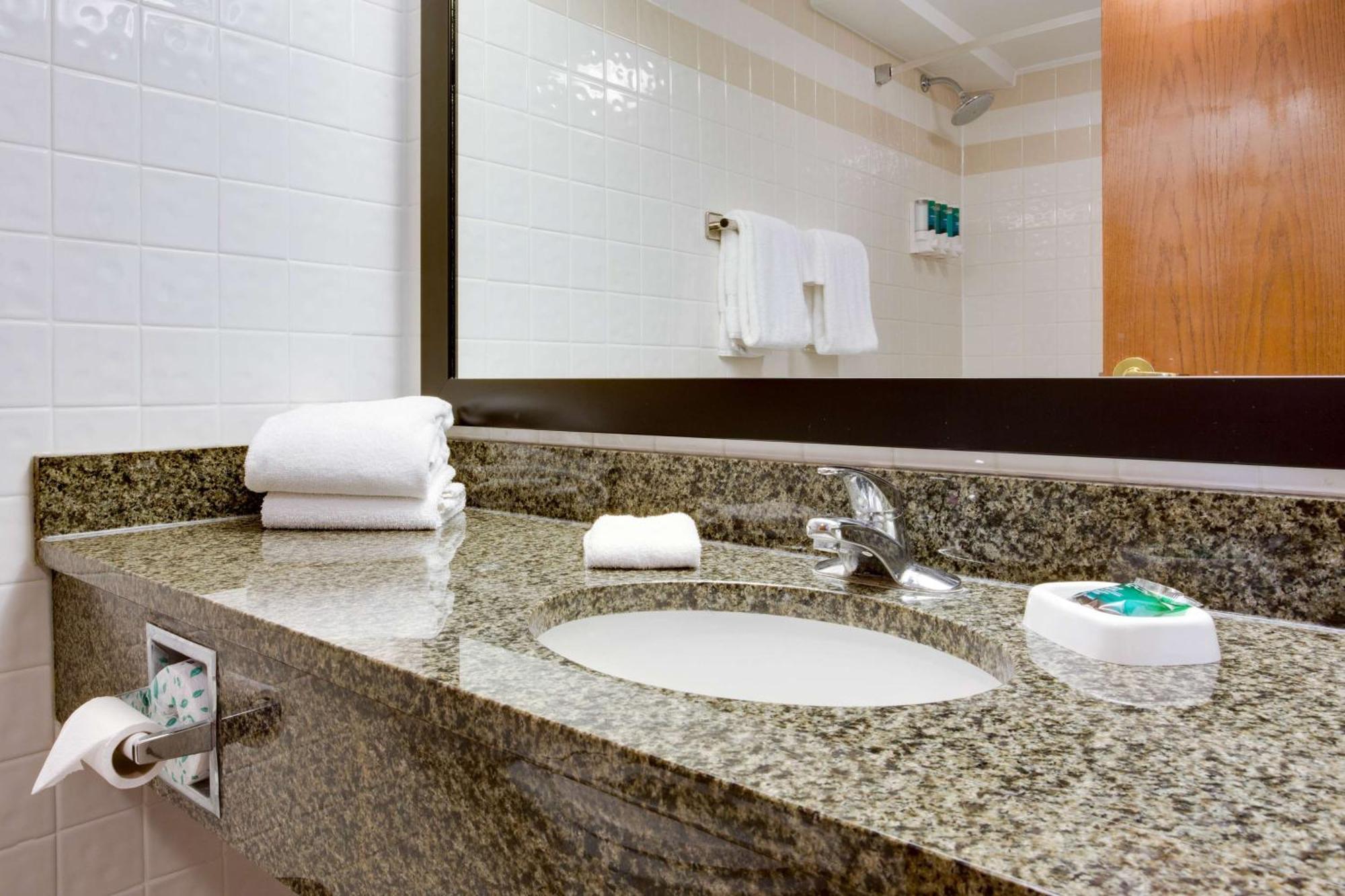 Drury Plaza Hotel San Antonio Airport المظهر الخارجي الصورة
