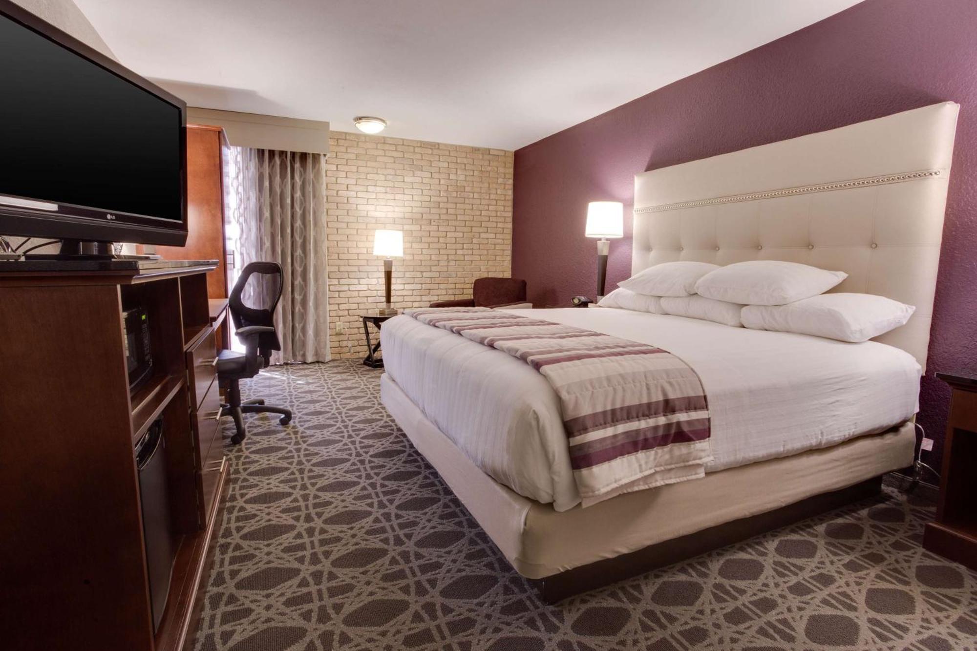 Drury Plaza Hotel San Antonio Airport المظهر الخارجي الصورة