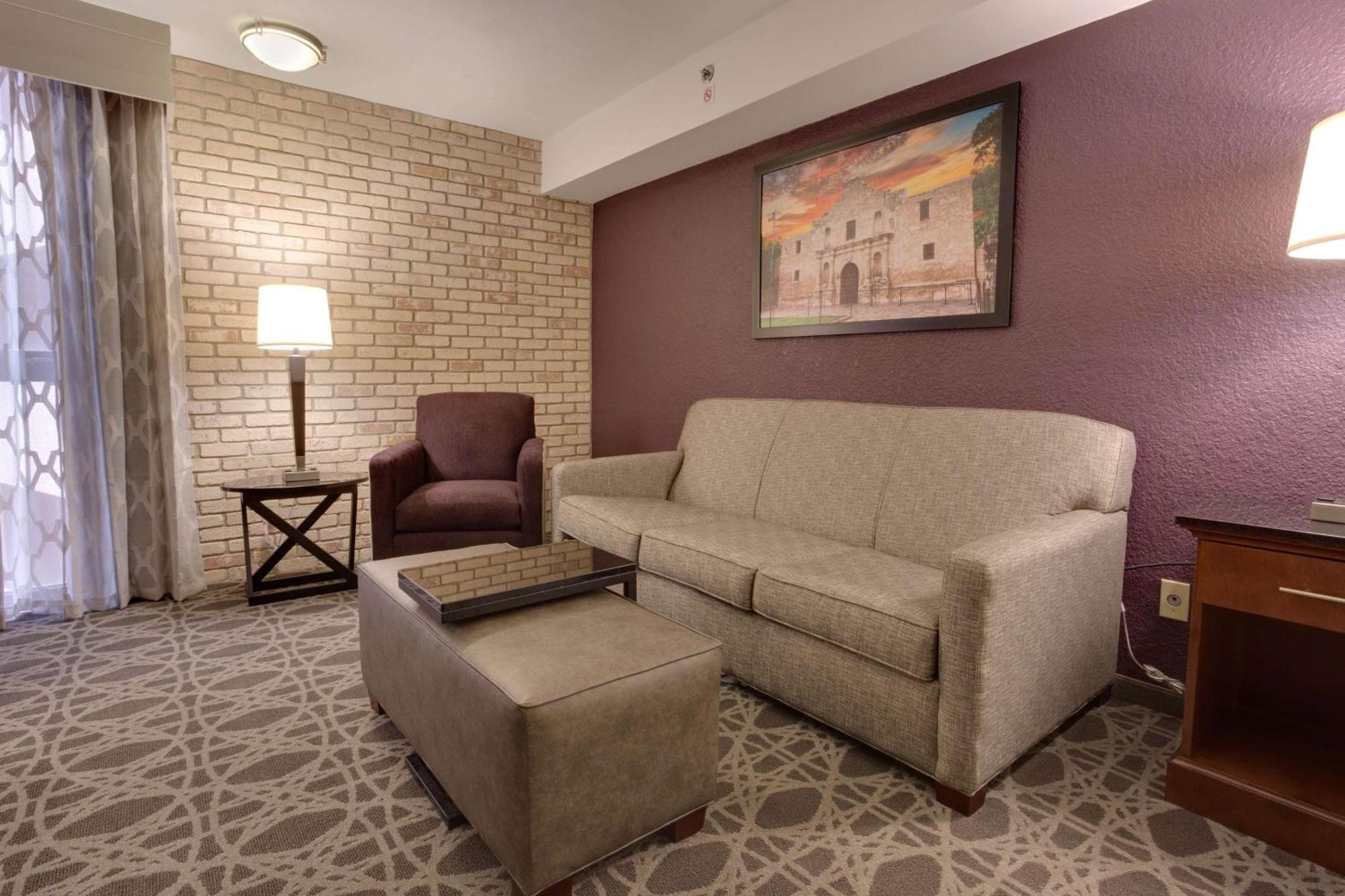 Drury Plaza Hotel San Antonio Airport المظهر الخارجي الصورة